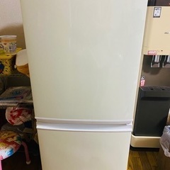 シャープノンフロン冷凍冷蔵庫　2018年製