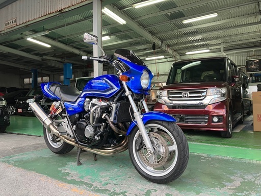 CB1300SF  SC40   ホンダ　ビッグネイキット　走行距離　33,800キロ　車検:令和7年4月　大型二輪　カワサキ　スズキ　ヤマハ