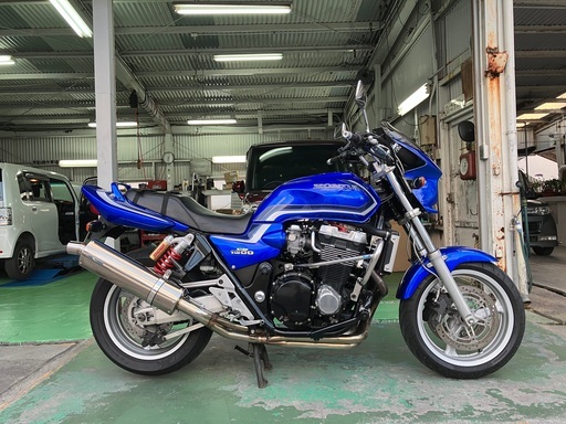CB1300SF  SC40   ホンダ　ビッグネイキット　走行距離　33,800キロ　車検:令和7年4月　大型二輪　カワサキ　スズキ　ヤマハ CB1300SF SC40 ホンダ ビッグネイキット 走行距離 33,800キロ 車検:令