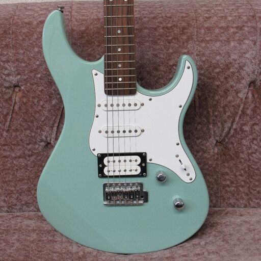 Yamaha PAC112V Pacifica Electric Guitar - Sonic Blue | Sweetwater 