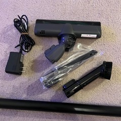 【超美品】23年製 TOSHIBA 東芝 コードレスクリーナー VC-CLS12