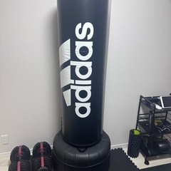 決まりました。adidas製　サンドバッグ