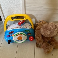 おもちゃ　ハンドル　車のおもちゃ　クマのリュック