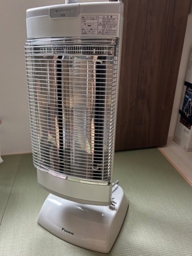 家電 季節、空調家電 遠赤外線ヒーター