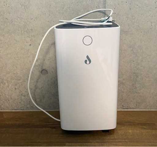 【取引中】2022年式 コンプレッサー式除湿機