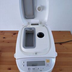 Panasonic SD-BMT2000 パナソニック ホームベーカリー 2斤タイプ パン 餅 通電確認済