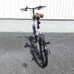 中古自転車多数販売中!　安い自転車は大丈夫？という方　是非ご来店ください!　折りたたみ自転車　シティサイクル　20インチ　シルバー　SHIMANO　外装6段変速　Vブレーキ　売れてます!　早い者勝ち!　状態は全体的に極めて良好と思います!　m16