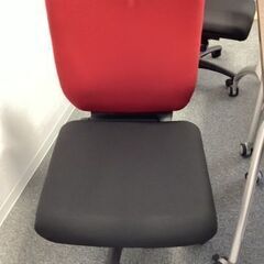 オフィスチェア　オカムラ製　会議椅子　ミーティングチェア　事務椅子