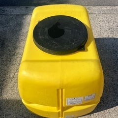 貯水タンク:ローリータンク 標準型300リットル Y-300L:ダイライト