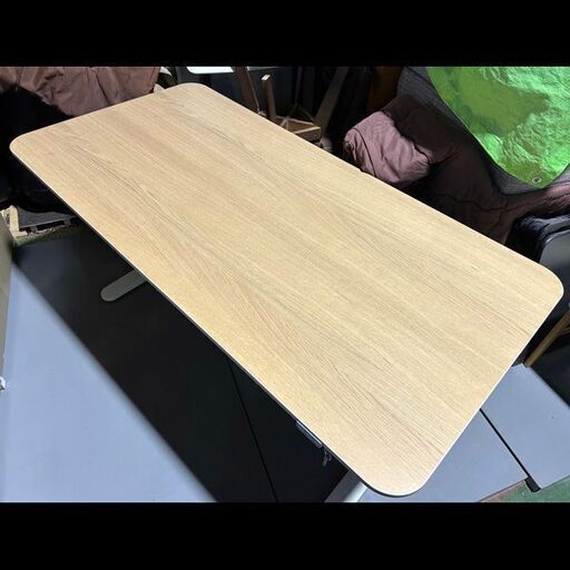 イケア　電動　昇降テーブル　BEKANT 引き取り限定 イケア電動昇降テーブルBEKANT 引き取り限定