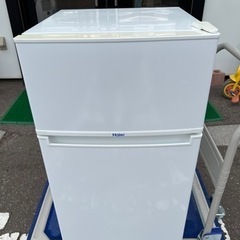 美原店　小さめ　2ドア　冷凍冷蔵庫 Haier 2017年製 家電 キッチン家電 冷蔵庫