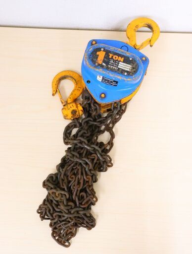 【ヤ取8/8終了】≪C098ジ③≫KITO/キトー 手動チェーンブロック 1TON M3 チェーン2.5m 工具/吊り金具 荷上げ/荷揚げ 玉掛け 動作未確認/現状品