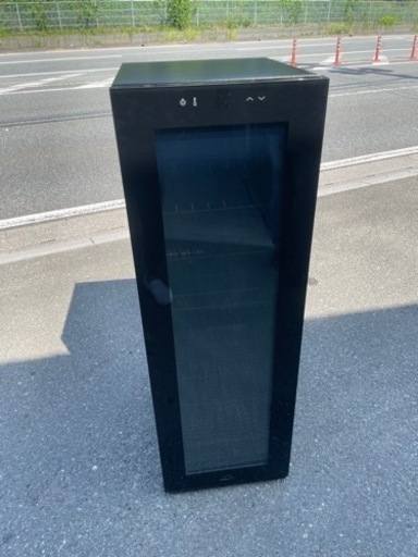 ■②中古品 フォルスタージャパン ノンフロンワインセラー FJN-105G（BK）107L 2019年 動作問題なし■