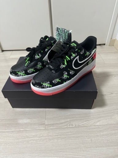 お値下げしました！NIKE スニーカー新品未使用品　タグ付　27.5㎝