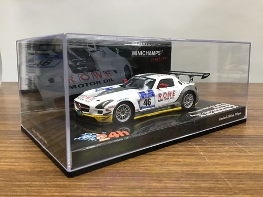 MINI CHAMPS 1/43 メルセデスベンツ SLS AMG GT3