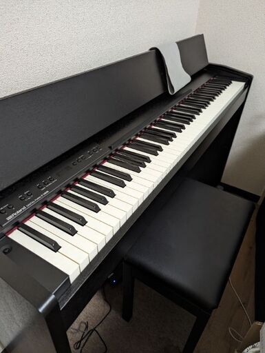 電子ピアノ Roland F-140R　2020年製　美品