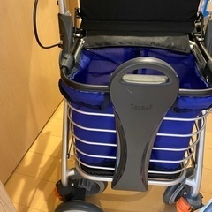 定価およそ55000円  未使用 
tacaof テイコブ 歩行器 シニアカー 手押し車 買い物カート   