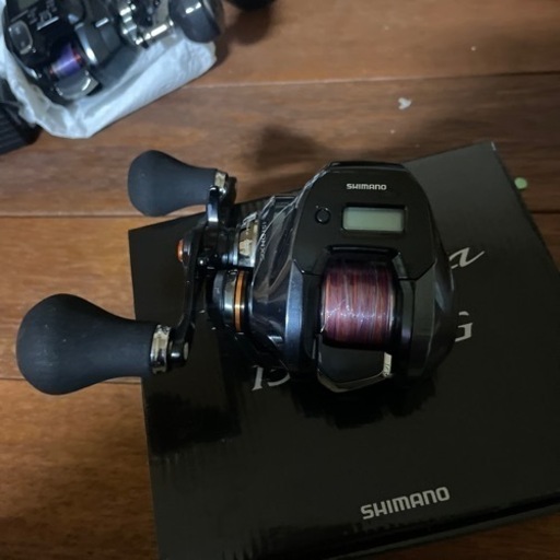 シマノ　バルケッタプレミアム左ハンドル　ベイトリール\n