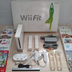 Nintendo Wii　本体一式　Wii Fit　コントローラ...