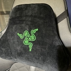 限界価格RAZER ゲーミングチェア