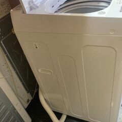 ☆中古￥11,800！Hisense　4.5kg洗濯機　家電　2021年製　HW-E4504型　幅54㎝ｘ奥行54㎝ｘ高さ88㎝　【BF054】