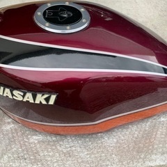 ガソリンタンク
