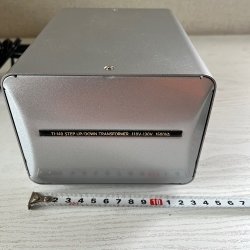 再値下げしました！日本国内でも使える！ ステップアップ／ダウン　変圧器　日米間専用　カシムラ社製