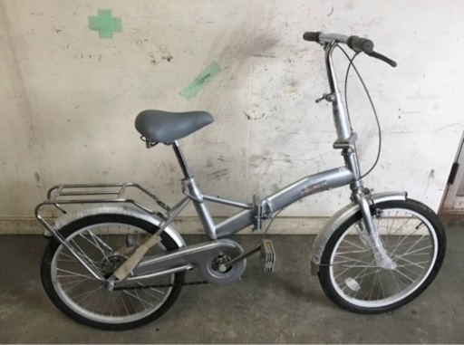 418★岐阜発　△ACIER/折りたたみ自転車△20インチ/走行確認/傷汚れ少々有り/ほぼ未使用/自転車/シルバー/現状品　R5.6/15★