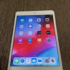 iPad mini 2  本体 Wi-Fiモデル Apple ホワイト