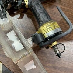 日立　高圧ネジ打機　WF4H2