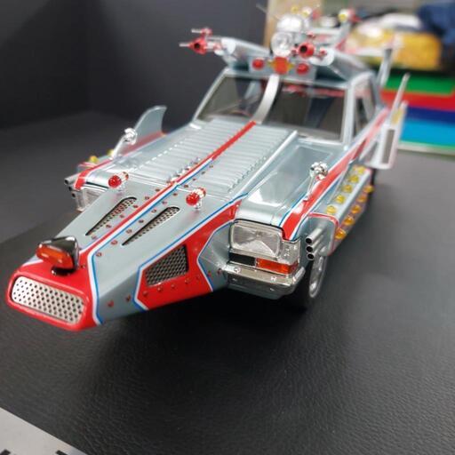 限定販売ウルトラマンタロー　1/18スケール　ZAT WOLF 777