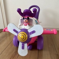 ディズニー　飛行機型　ライドオン　乗用玩具　