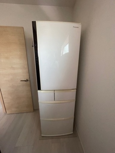 Panasonic 冷蔵庫　5ドア　2014年