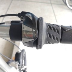 【完売御礼】【大人用】整備済 クロモ 超軽量 20型外装7段ギア  中古の折畳自転車 白色  <自転車のオオムラ 静岡店>