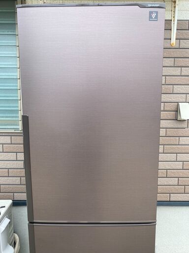 糸島市内 送料無料】シャープ 冷蔵庫 271L 大きめ2ドア 2017年製SJ  