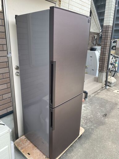 糸島市内 送料無料】シャープ 冷蔵庫 271L 大きめ2ドア 2017年製SJ  