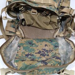 米軍放出品・中古】APB03 CORPSMAN ASSAULT PACK b0127b ミリタリー