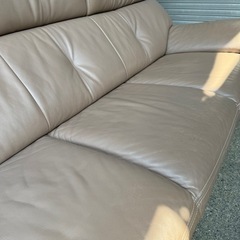 カリモク　3人掛けソファ　ファミリー　ベージュ