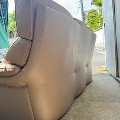 カリモク　3人掛けソファ　ファミリー　ベージュ