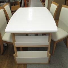 R536 NITORI ダイニング5点セット、4人用ダイニングセット、幅135cm 