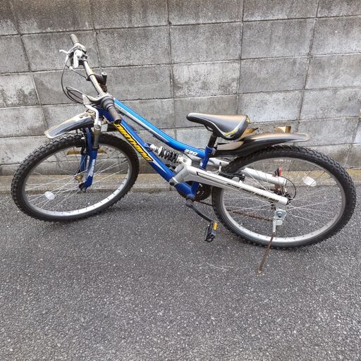 【USED】２６インチ　自転車（MTB)キャプテンスタッグ CAPTAIN STAG YC-9545 [ダートキング WサスATB330 18段変速 ブルー 銀]