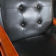 チェスターフィールド風☆ブラックPUレザー