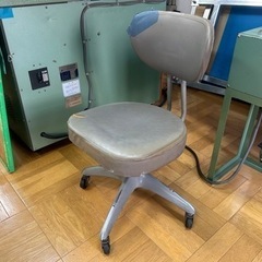 パイプ椅子、工場用椅子