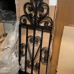 取り引き中] アンティーク アイアン 木製枠のフェンス