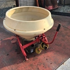 肥料散布機 動作品
