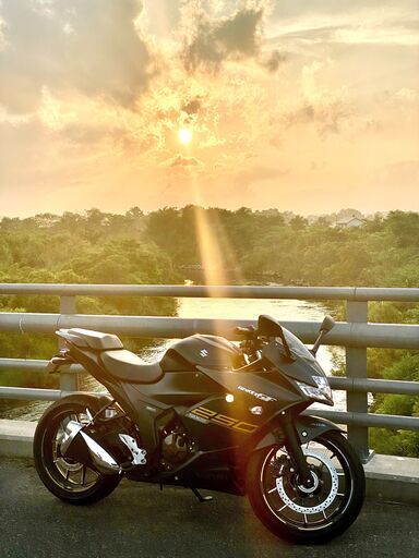 スズキジクサー SF250 低走行 油冷 SUZUKI GIXXER 250 油冷 SUZUKI