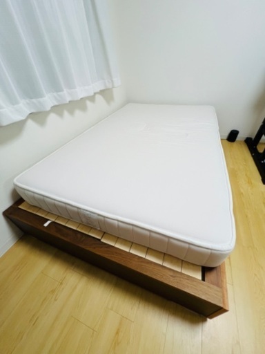無印良品セミダブルベッド(収納付き)！と無印良品マットレス  