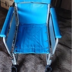 車椅子　ブルー　