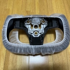 テスラ　ヨークハンドル