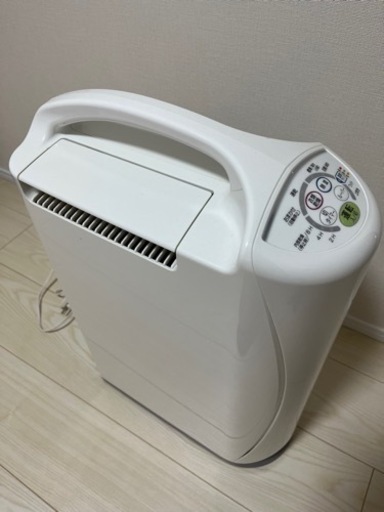CORONA 除湿機・衣類乾燥機　DRY\u0026LAUNDRY